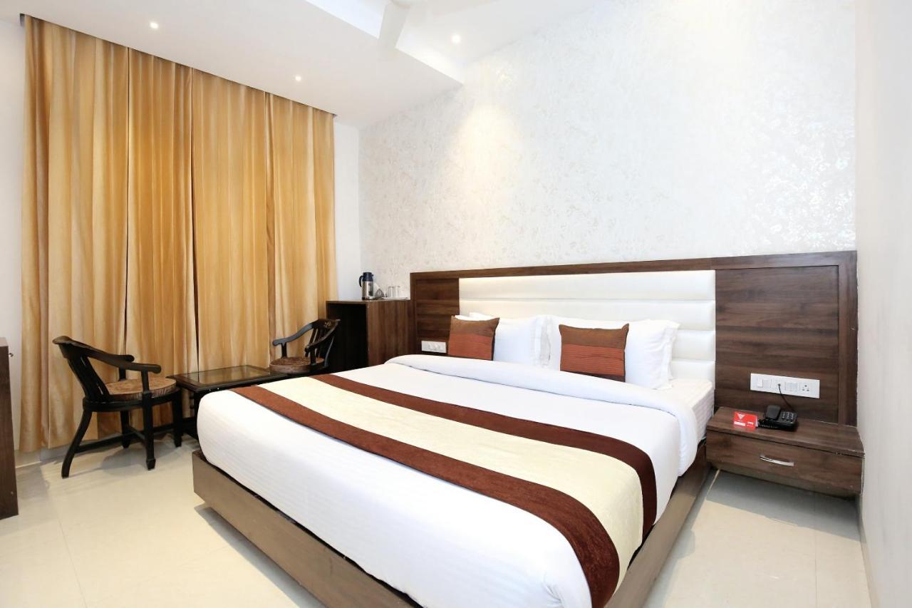 Oyo 11680 Hotel Grand Star Amritsar Eksteriør bilde