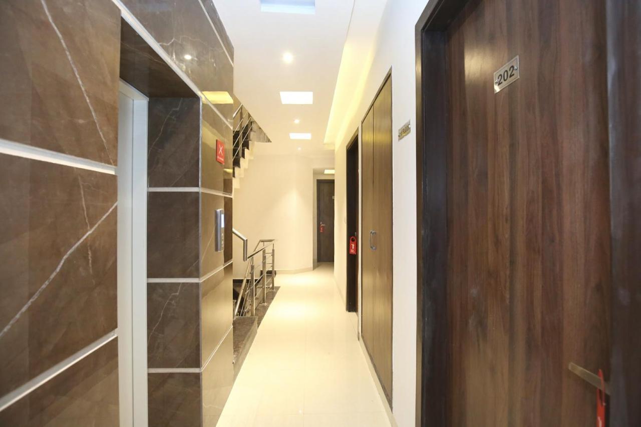 Oyo 11680 Hotel Grand Star Amritsar Eksteriør bilde