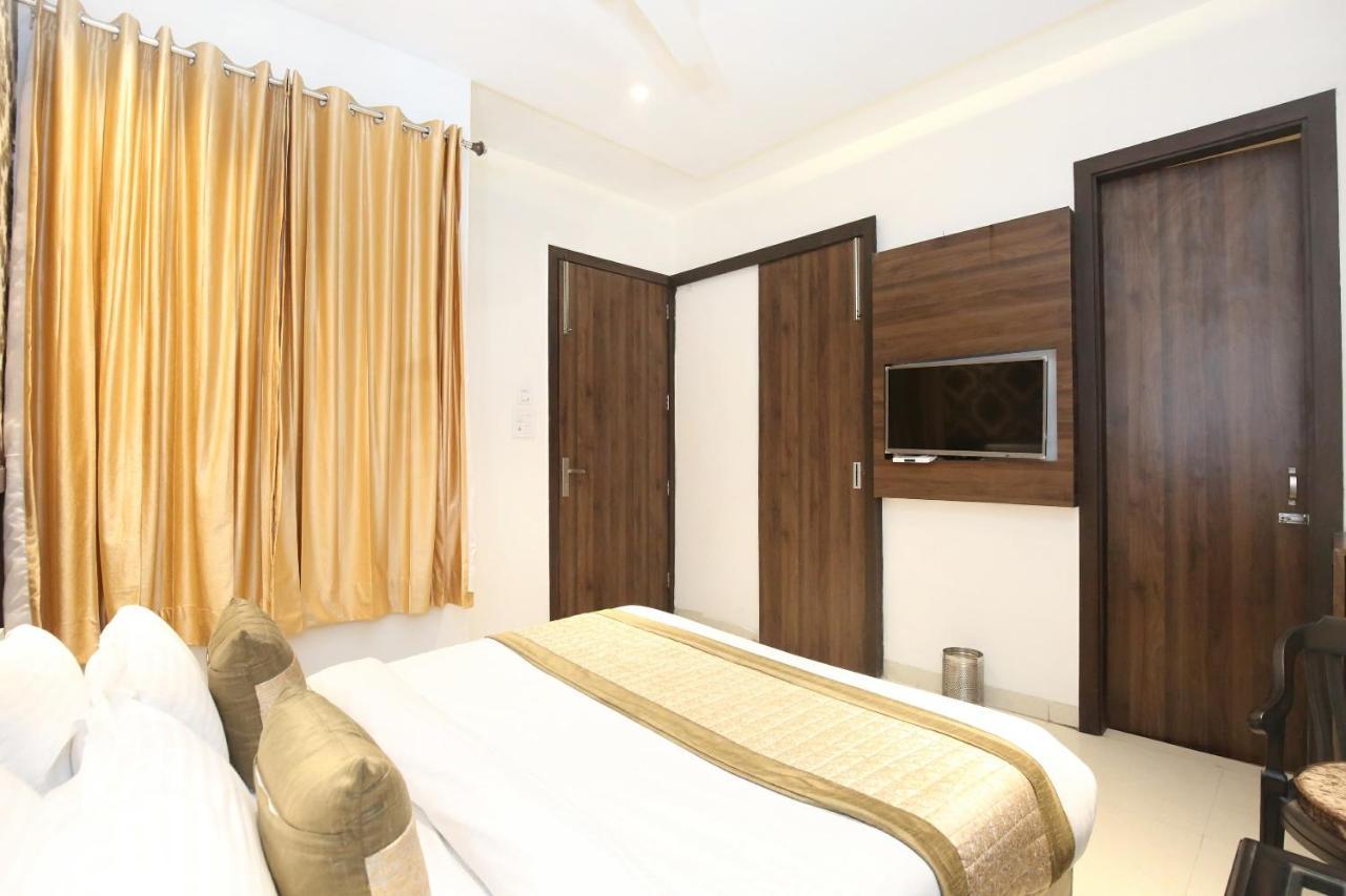Oyo 11680 Hotel Grand Star Amritsar Eksteriør bilde