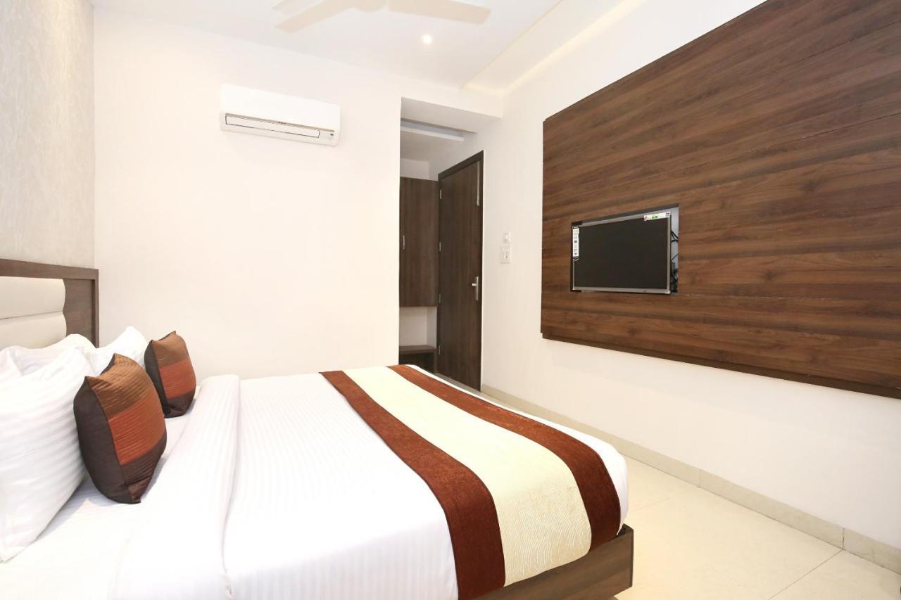 Oyo 11680 Hotel Grand Star Amritsar Eksteriør bilde